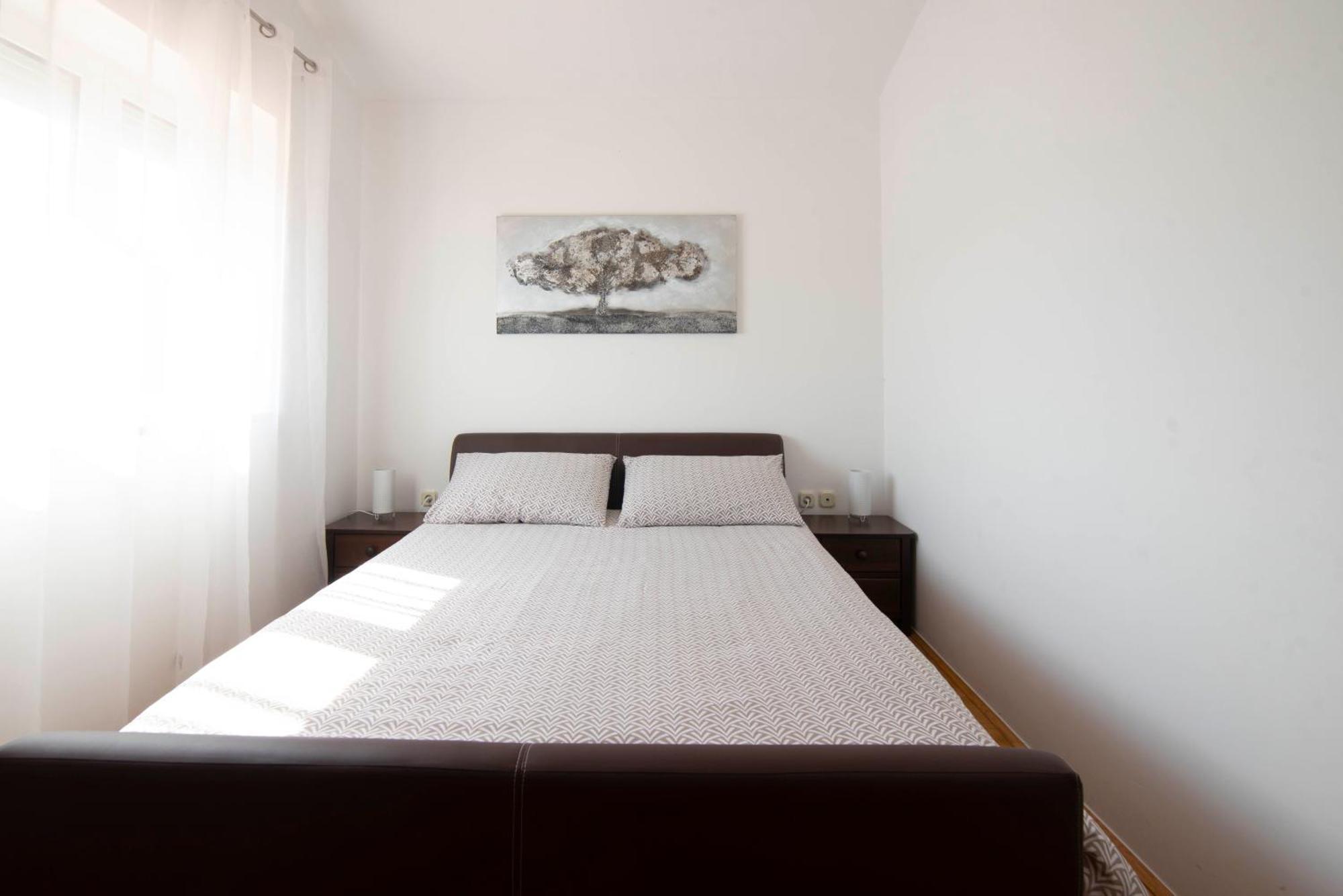 Vacation Villa Matic With 7 Bedrooms Sinj Kültér fotó
